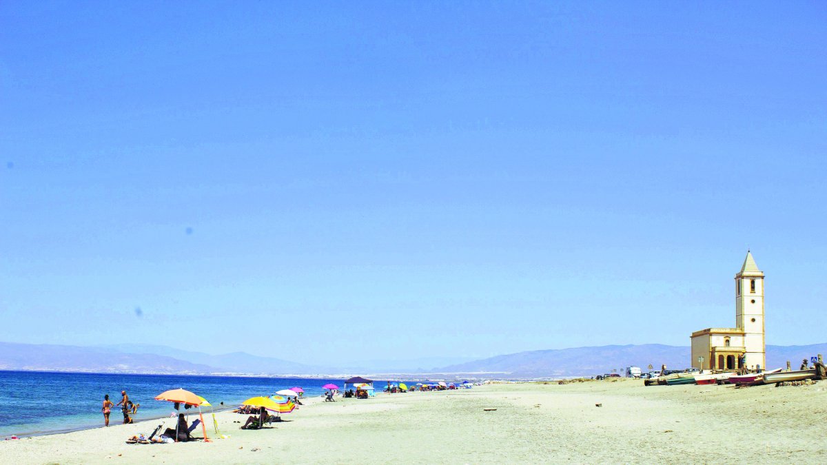 Playa de Las Salinas de Cabo de Gata.