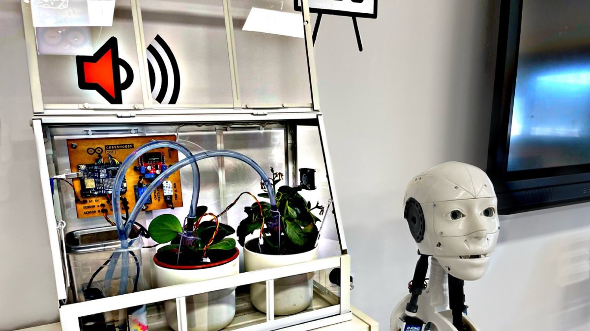 Los alumnos han desarrollado un sistema para realizar un control de riego inteligente.