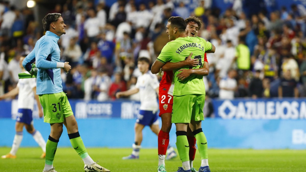 Bruno Iribarme, Fernando y Gui Guedes en La Romareda.