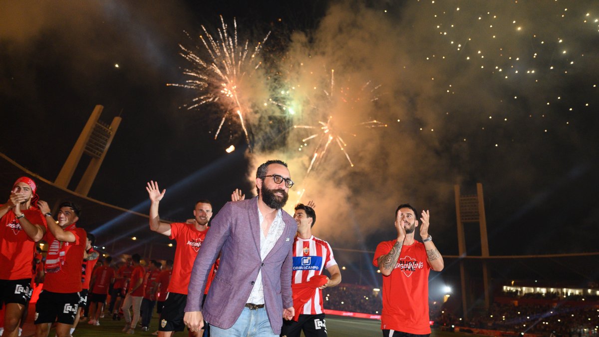 El Almería no debe lanzar cohetes al cielo por ganar un partido.