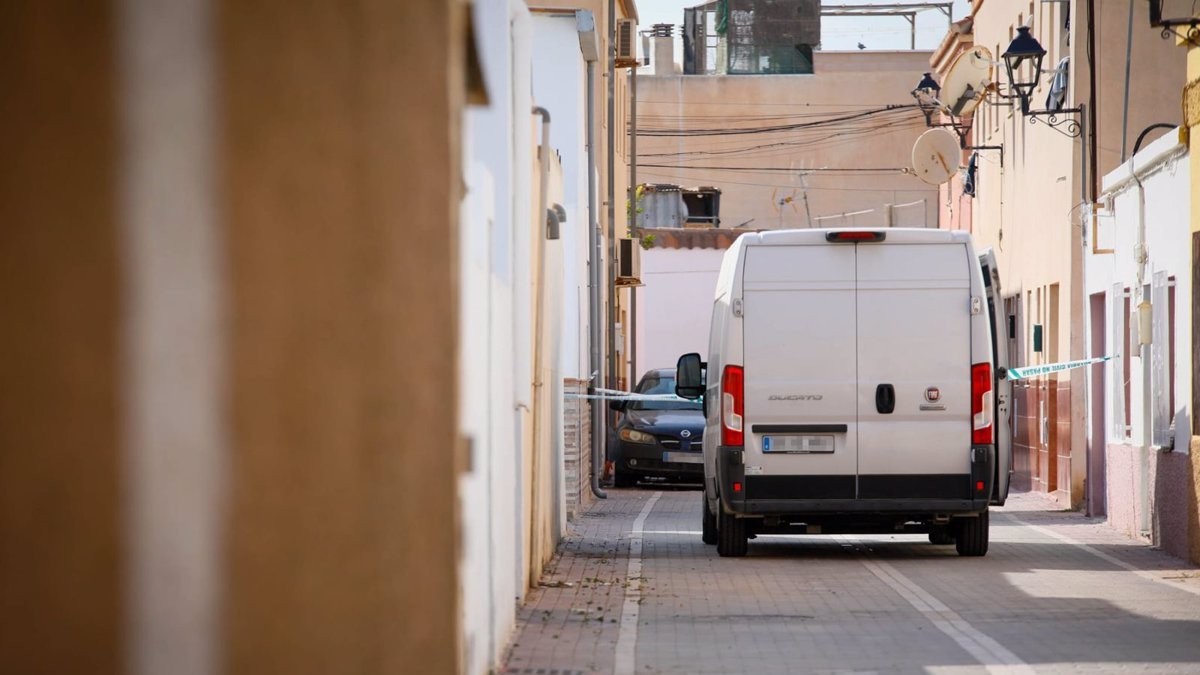 Vivienda de La Mojonera donde se produjo el asesinato. Foto: Marián León.