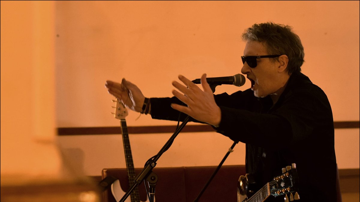 Miguel Costas durante un concierto.