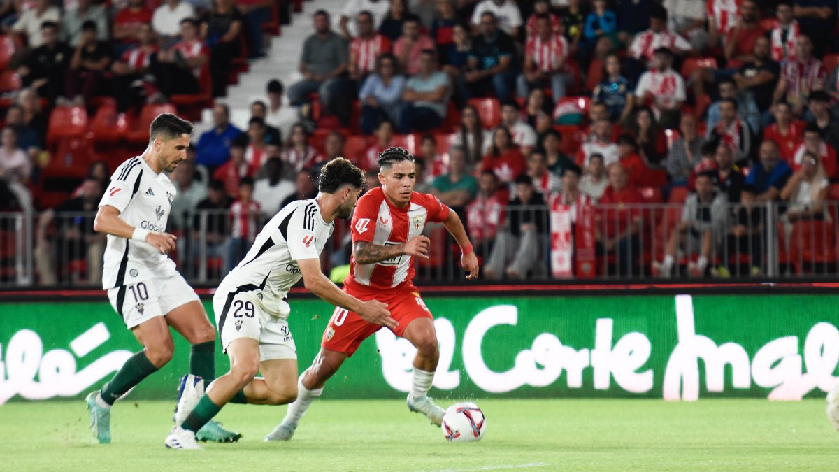 Nico Melamed se ha vuelto intermitente en su juego y necesita reiniciar.