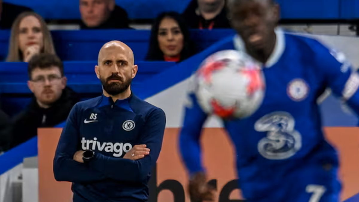 Bruno Saltor tiene muchas ganas de entrenar en España y el Depor le abre la puerta.