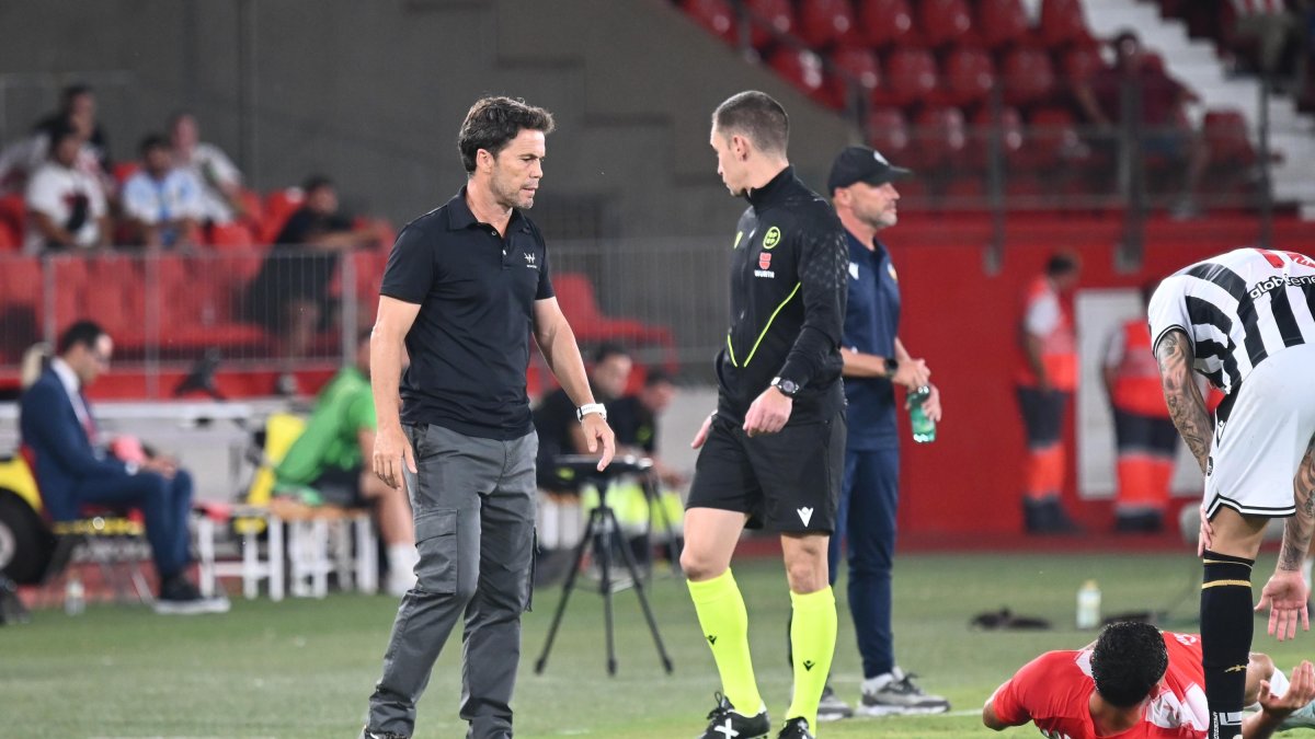 Rubi se siente perjudicado por haber puesto el Almería-Granada el sábado 30 de diciembre.