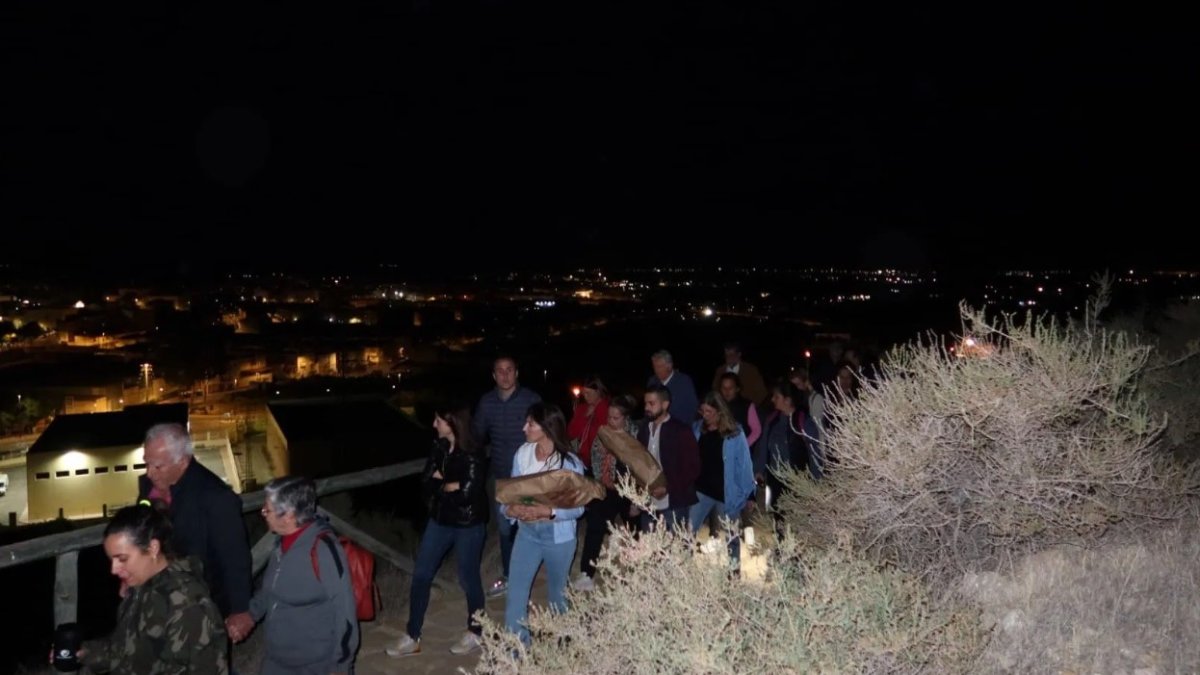Subida del sendero del cerro del Espíritu Santo de Vera.