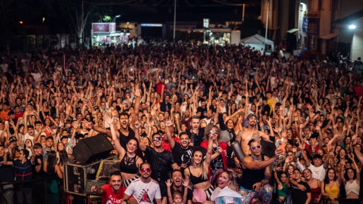 Archivo de la gran castañada.