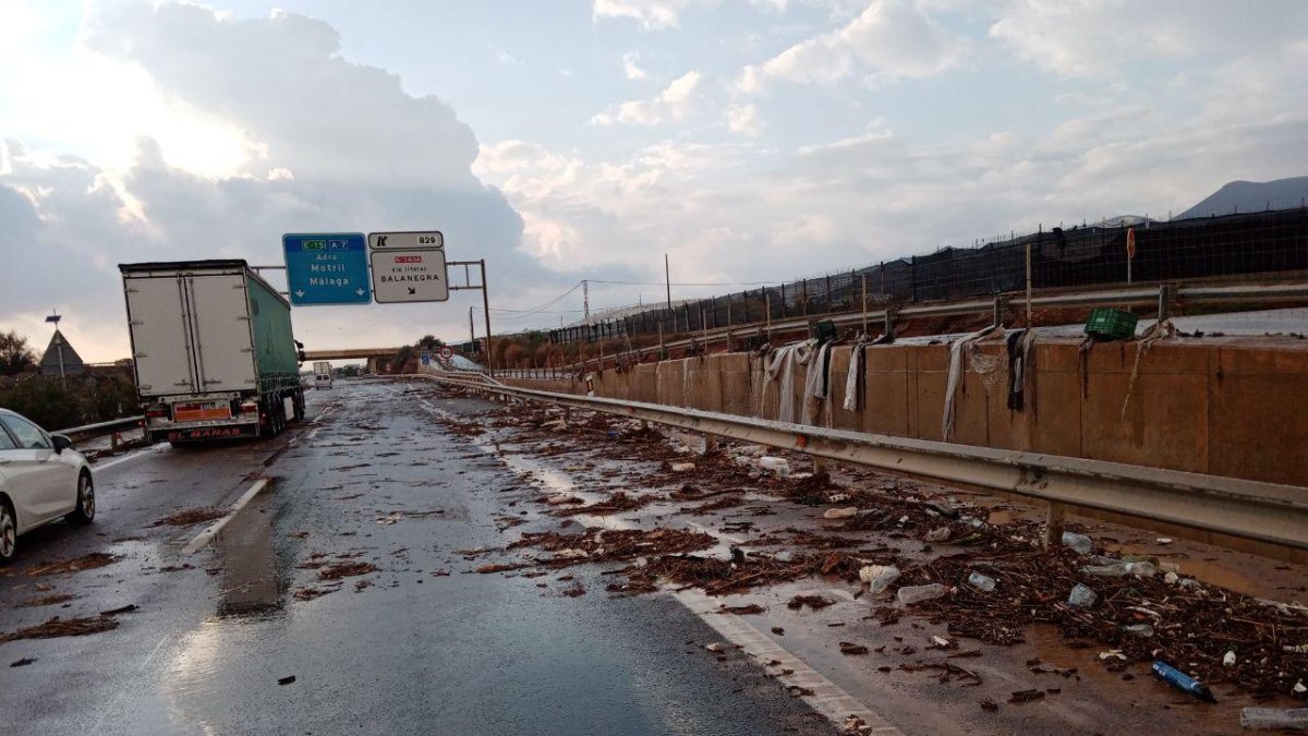 Daños en la Autovía A7.