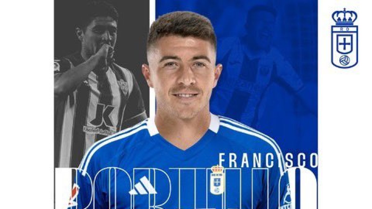 Francisco Portillo ya luce los colores del Real Oviedo.