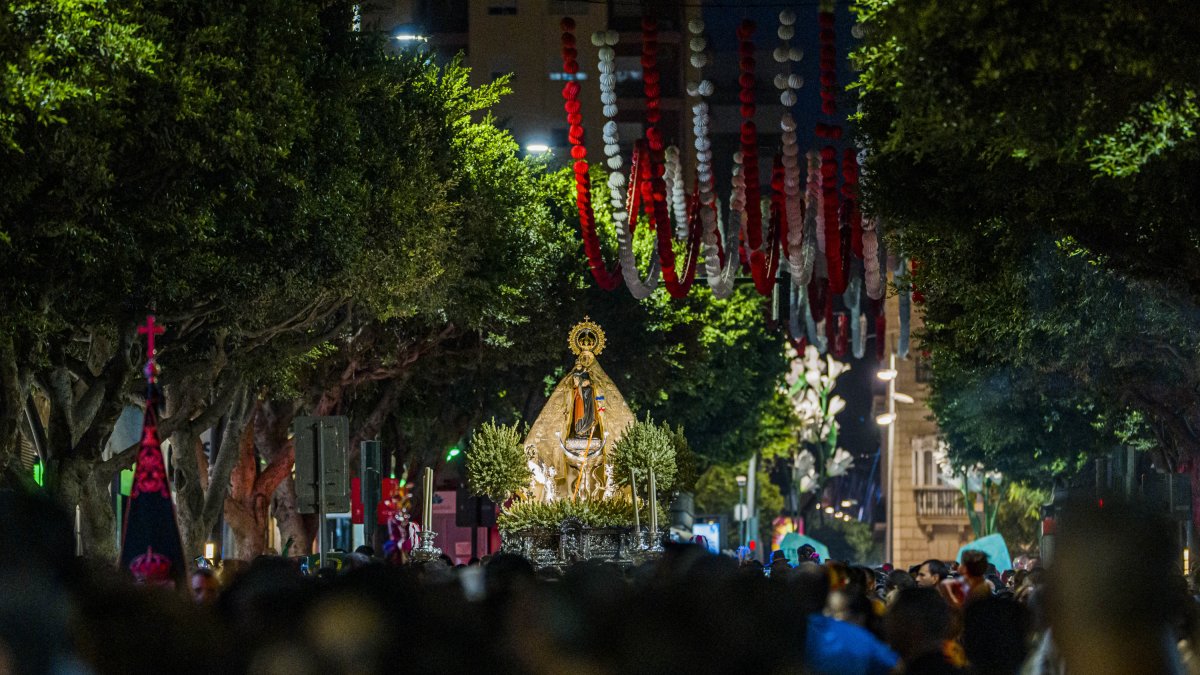 La Virgen del Mar, en la procesión de este 2024.