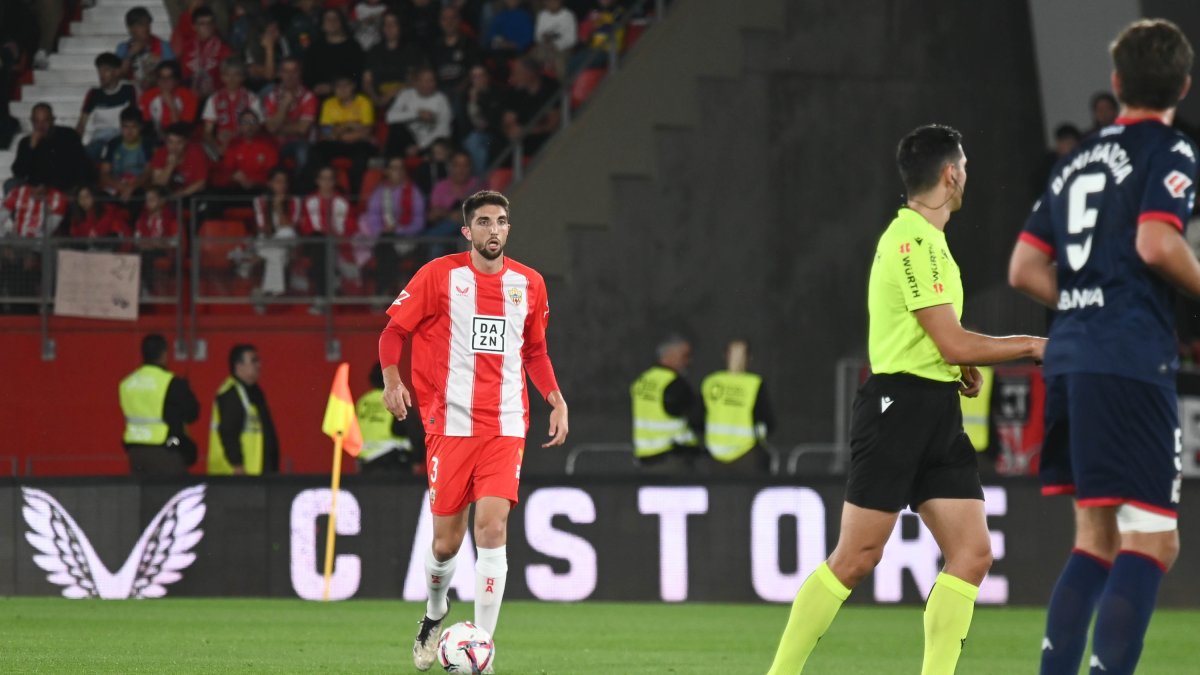 El futbolista catalán rindió a un magnífico nivel ante el Deportivo.