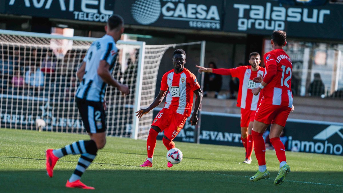 Baba en el partido en Cartagonova ante el Cartagena.