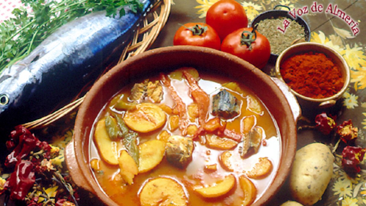 AJO COLORAO AL ESTILO DEL BAJO ALMANZORA