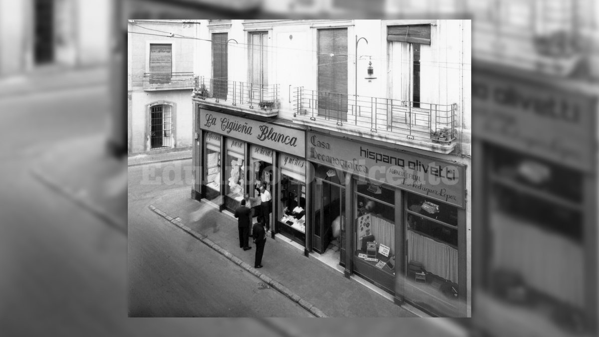 Las máquinas de escribir Hispano Olivetti se vendían en la tienda de José Rodríguez López, en la calle de Méndez Núñez.