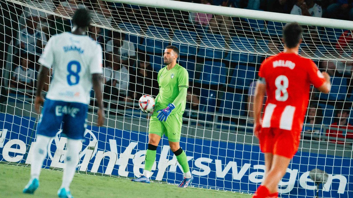 Luis Maximiano dejó la portería a cero fuera de casa en Tenerife.