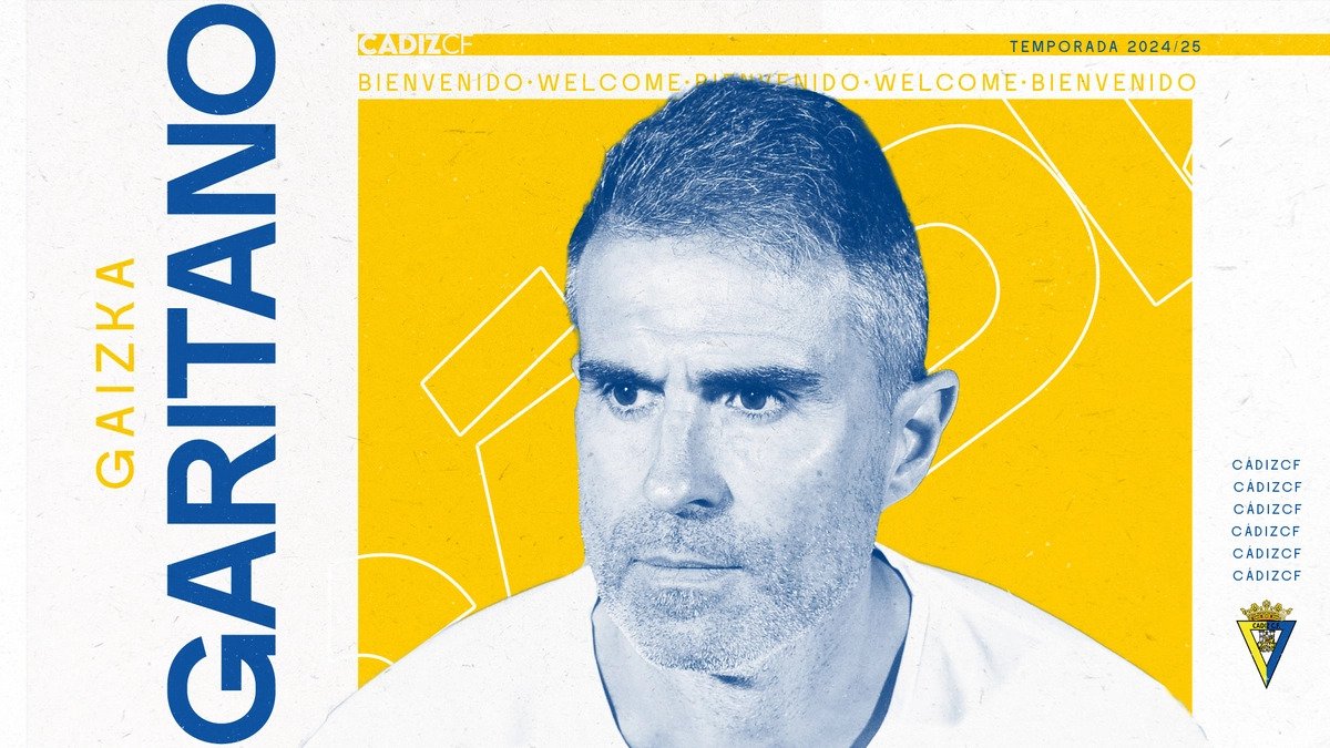 El exentrenador del Almería firma hasta 2026.