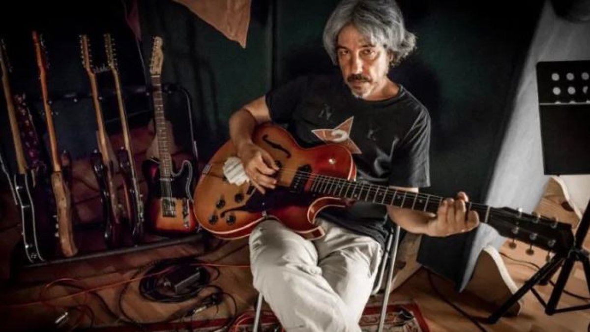 Nacho Para, periodista y músico.