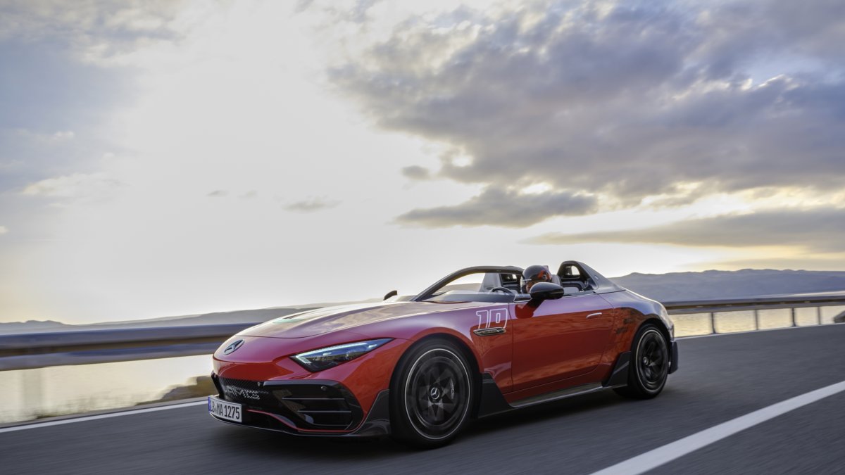 Conmemorando el lenguaje de diseño de los coches de carreras legendarios