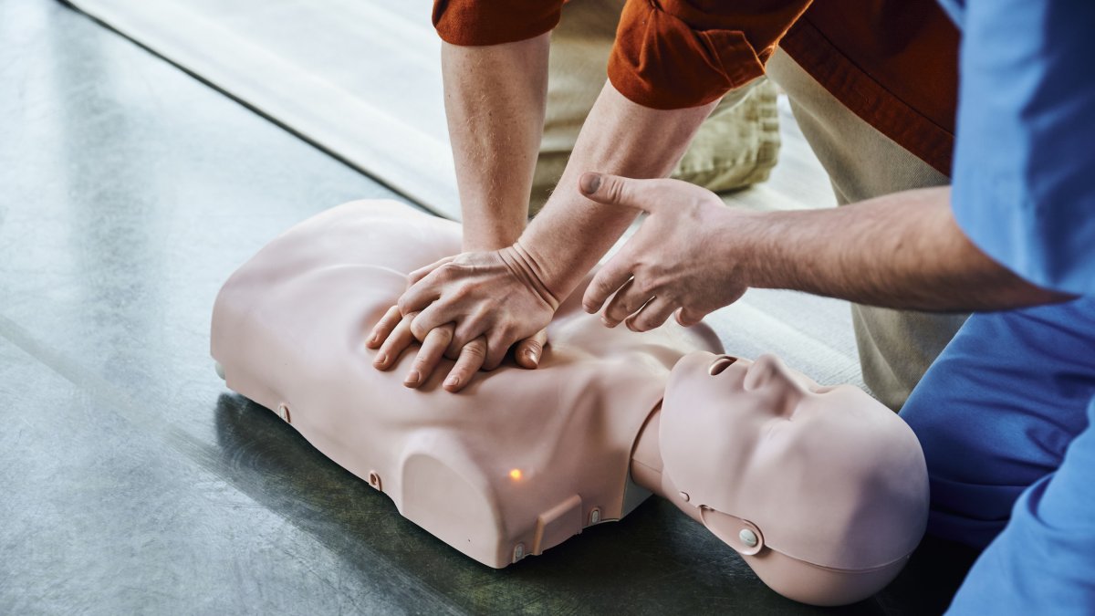 Maniquí para la práctica de la RCP.