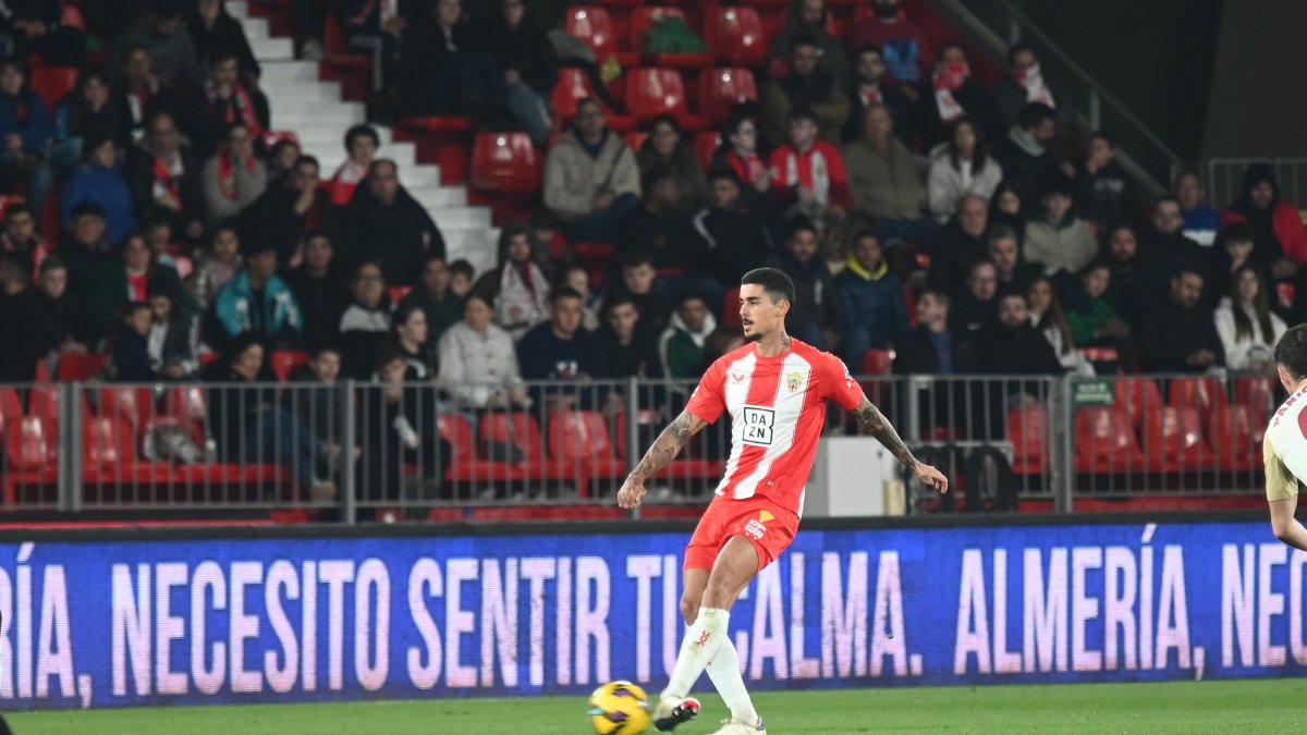 Chumi será baja para la visita al Racing de Ferrol por 5 amarillas.