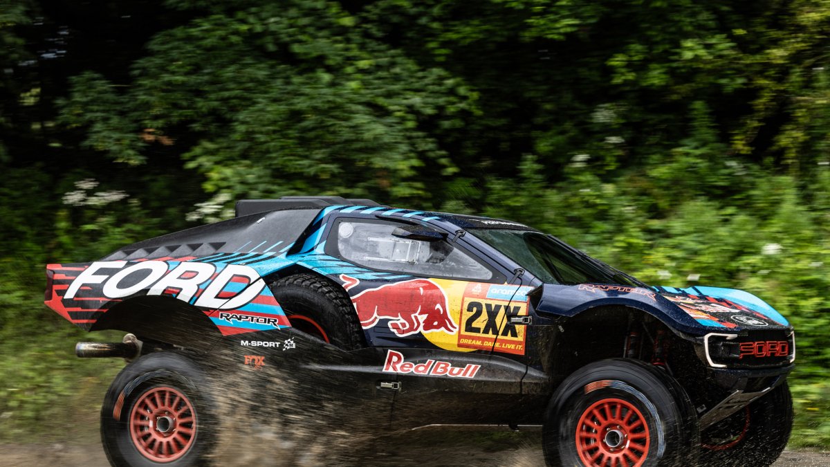 4 unidades Raptor T1+ defenderán los colores de Ford en el Dakar 2025