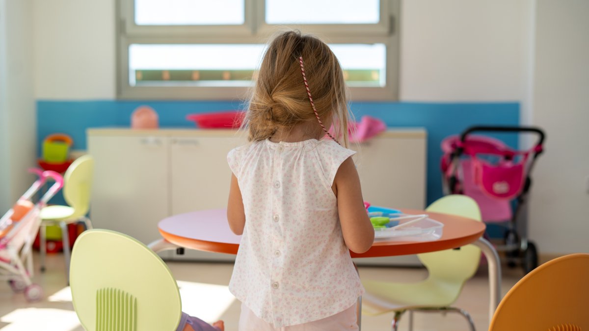 Varios colegios de la provincia se han visto afectados por la supresión de aulas.