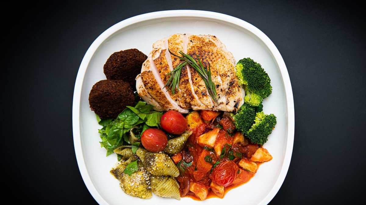 Pollo para almorzar.