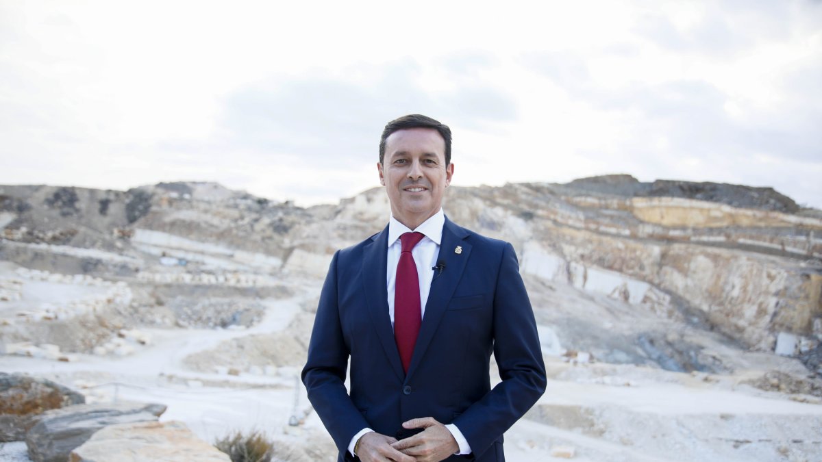 Javier A. García, presidente de la Diputación, durante su mensaje de Navidad.