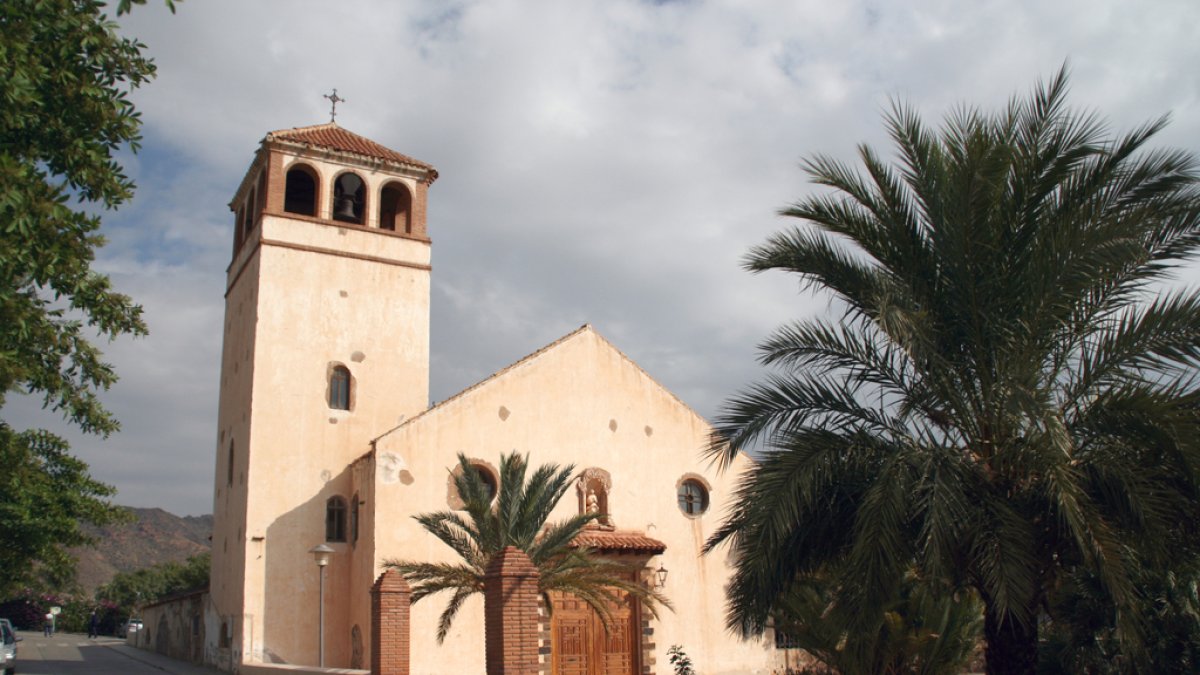 Imagen de la iglesia de Rodalquilar que sí que cede la Junta de Andalucía