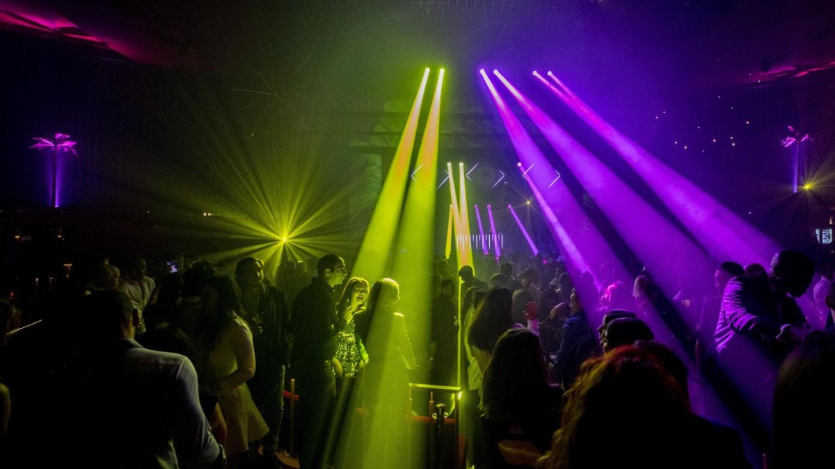 Archivo. Ambiente durante una fiesta de Nochevieja.