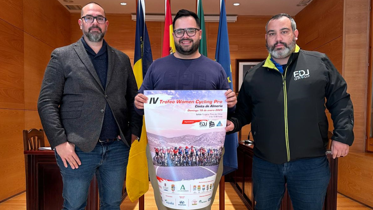 Zurgena ya tiene el cartel de la carrera ciclista.