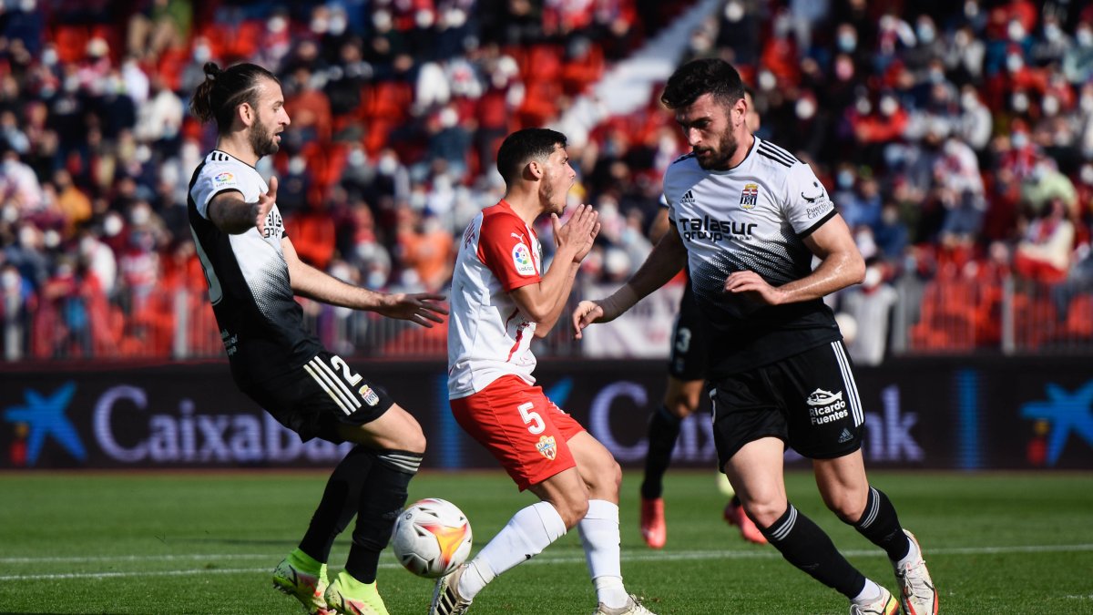 Robertone se desespera en aquel Almería (0-1) Cartagena de la 21-22.
