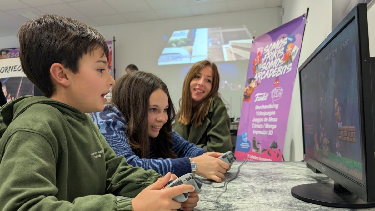 Niños participantes de la primera edición de Gamepros.