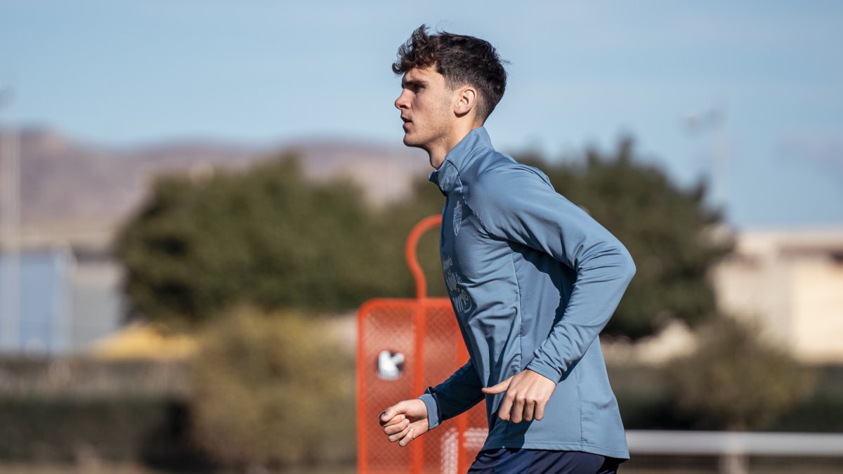 Selvi Clua entrenó este domingo en el campo Anexo.