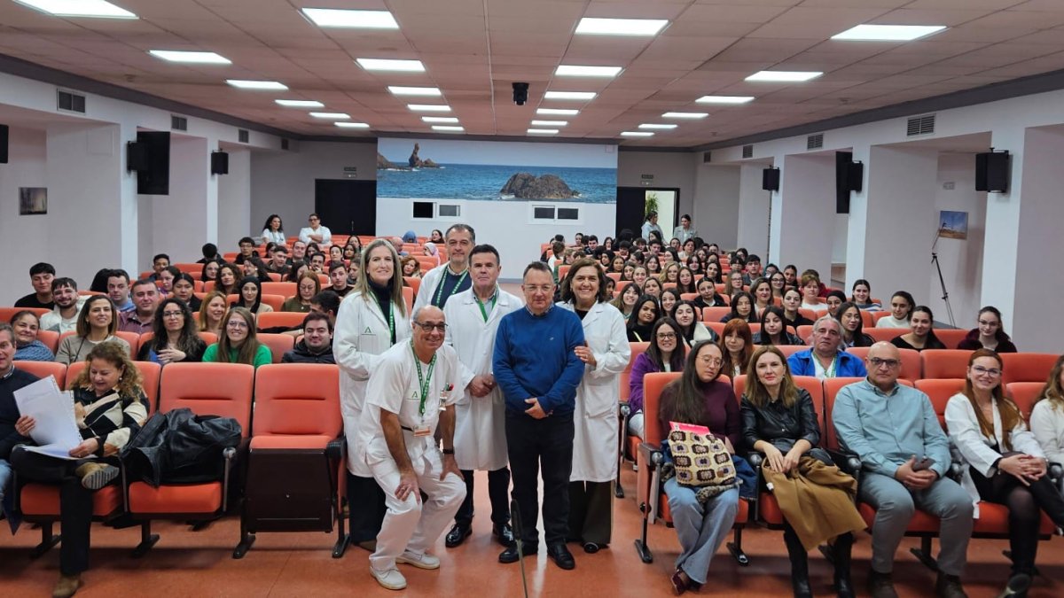 Jornada de acogida de 125 estudiantes de FP en Hospital Torrecárdenas.
