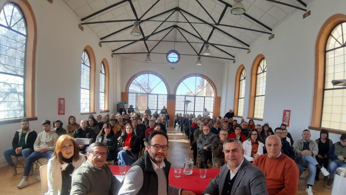 Acto de celebración del centenario de la agrupación del PSOE de Serón.