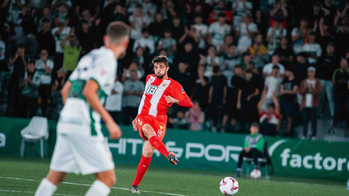 Édgar en el Elche-Almería.