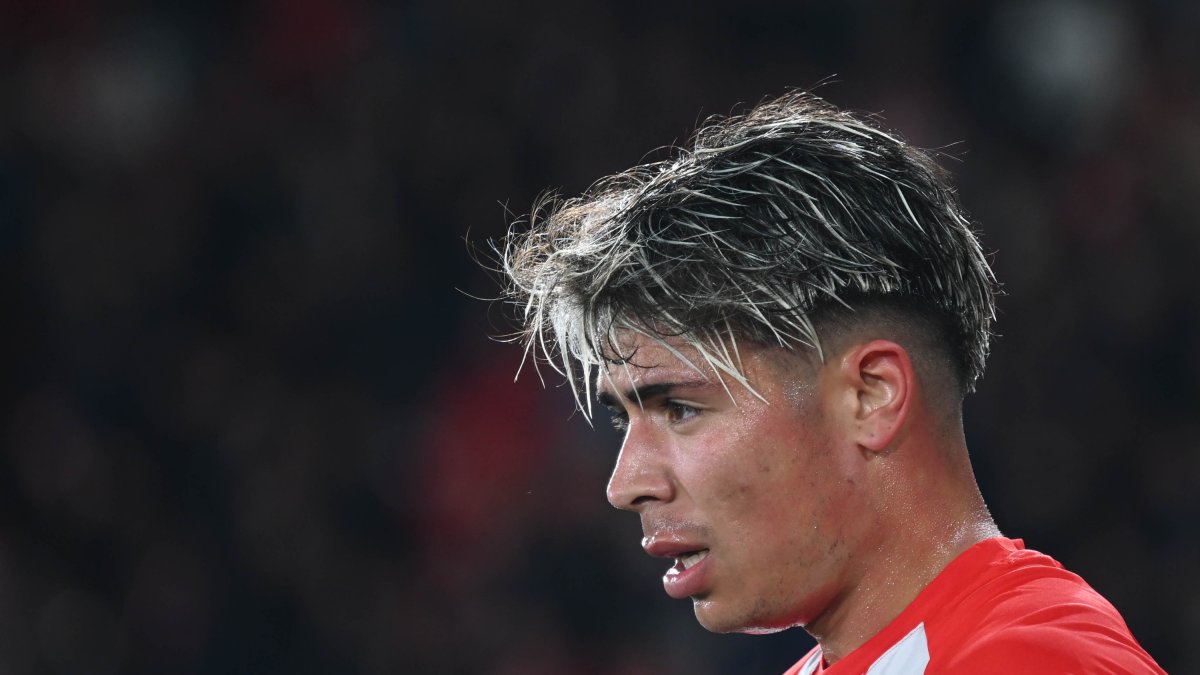 Nico Melamed no explota en el Almería y eso que vino como una estrella de Primera División..