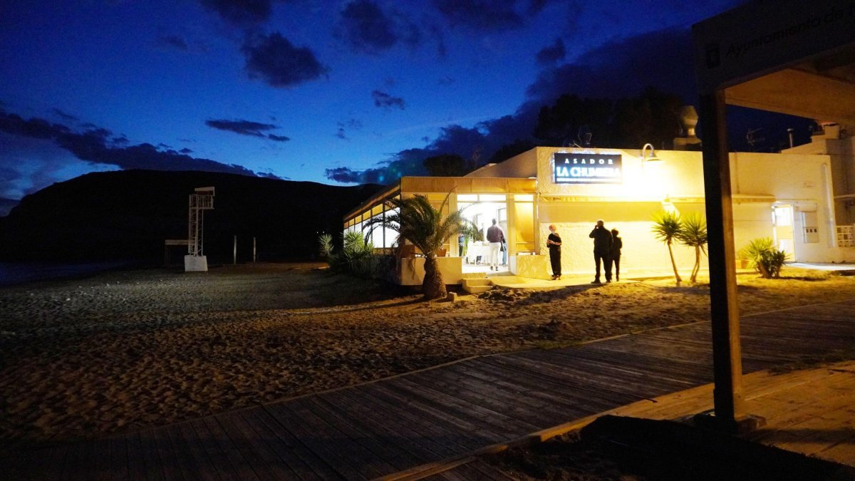 La espectacular nueva ubicación del asador La Chumbera en Agua Amarga.