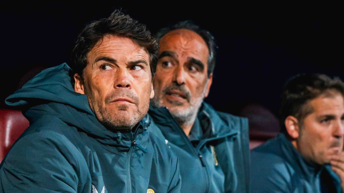 Rubi y Torras buscaron soluciones para un Almería que se estrellaba en Eibar perdiendo por la mínima.