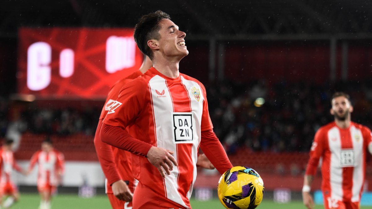 El Almería parte en séptima posición para afrontar las últimas doce jornadas de competición. Lleva ocho sin ganar.