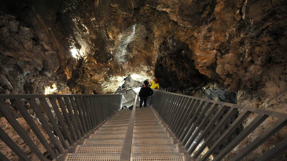 Una zona del interior de la Mina Rica, donde se encuentra la Geoda Gigante de Pulpí.
