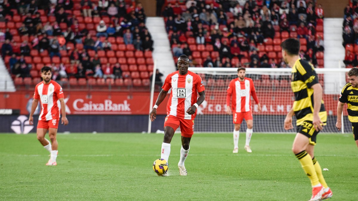 Lopy se ha convertido en la piedra angular del Almería.