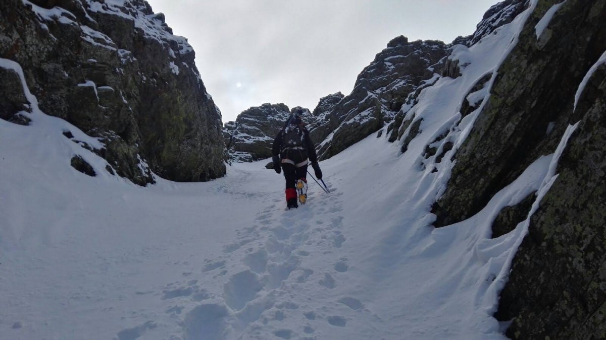 Alpinismo en el Corredor del Almirez, en Almería.