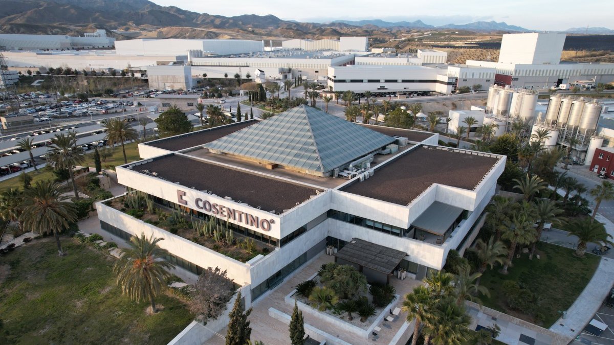 Sede de Cosentino en Cantoria.