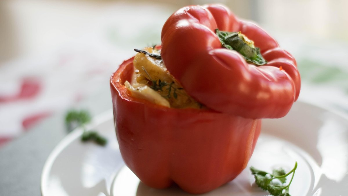 Pimientos rellenos para el almuerzo.