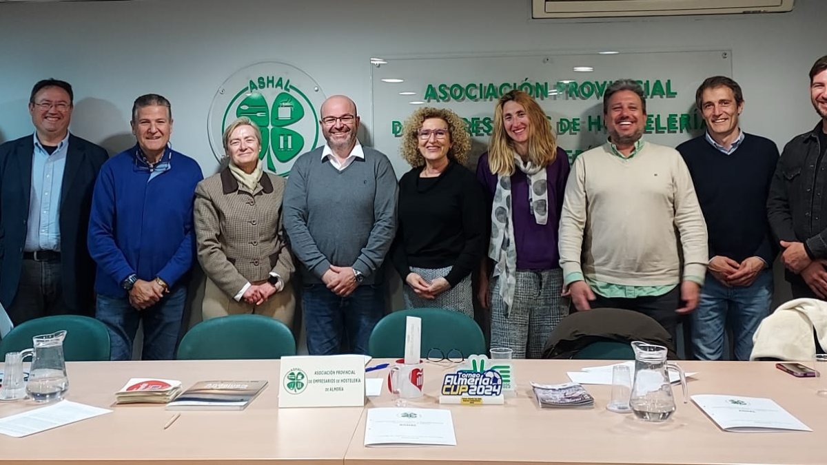 Parte de la nueva Junta Directiva.