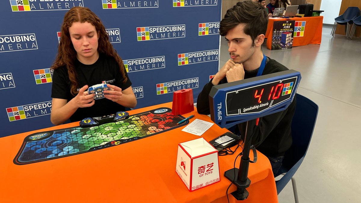 La 'speedcuber' almeriense, ganadora absoluta en este campeonato.