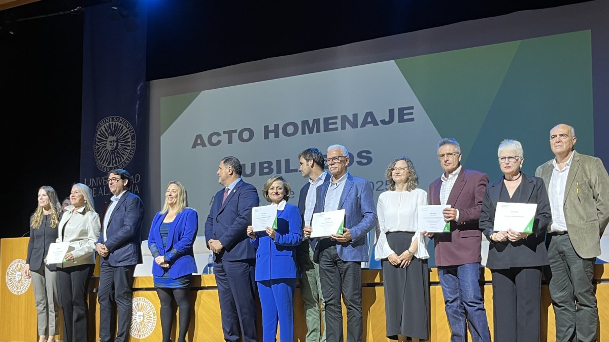 Jubilados en el ámbito de la educación homenajeados en la Universidad de Almería