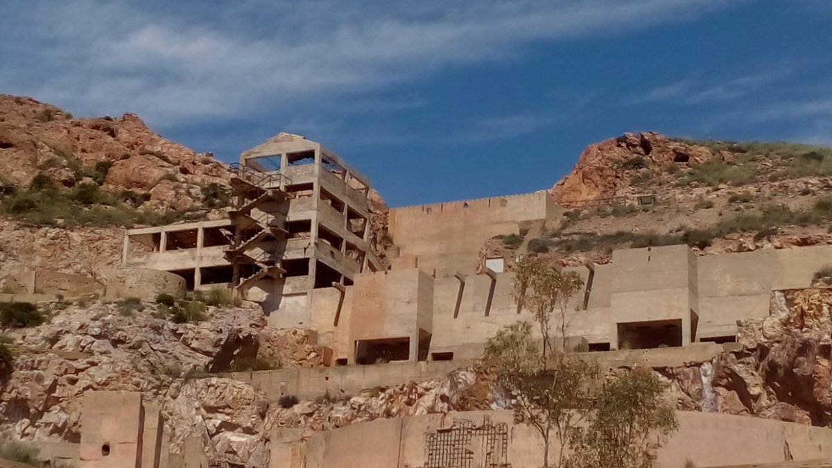 Las minas de Rodalquilar donde un día se detuvo el tiempo.